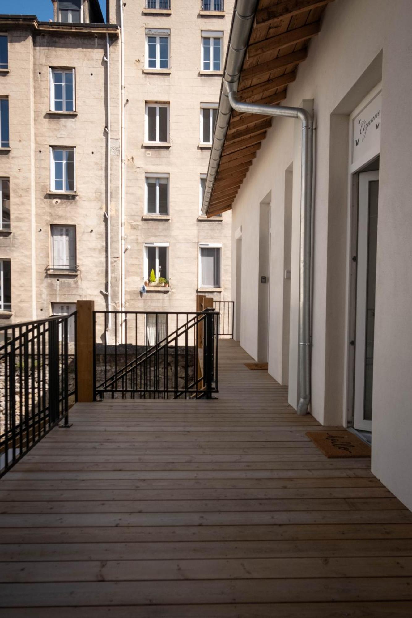Bibemus Casa Maja - Baignoire Balneo - Parking - Terrasse Apartment Saint-Etienne  Luaran gambar