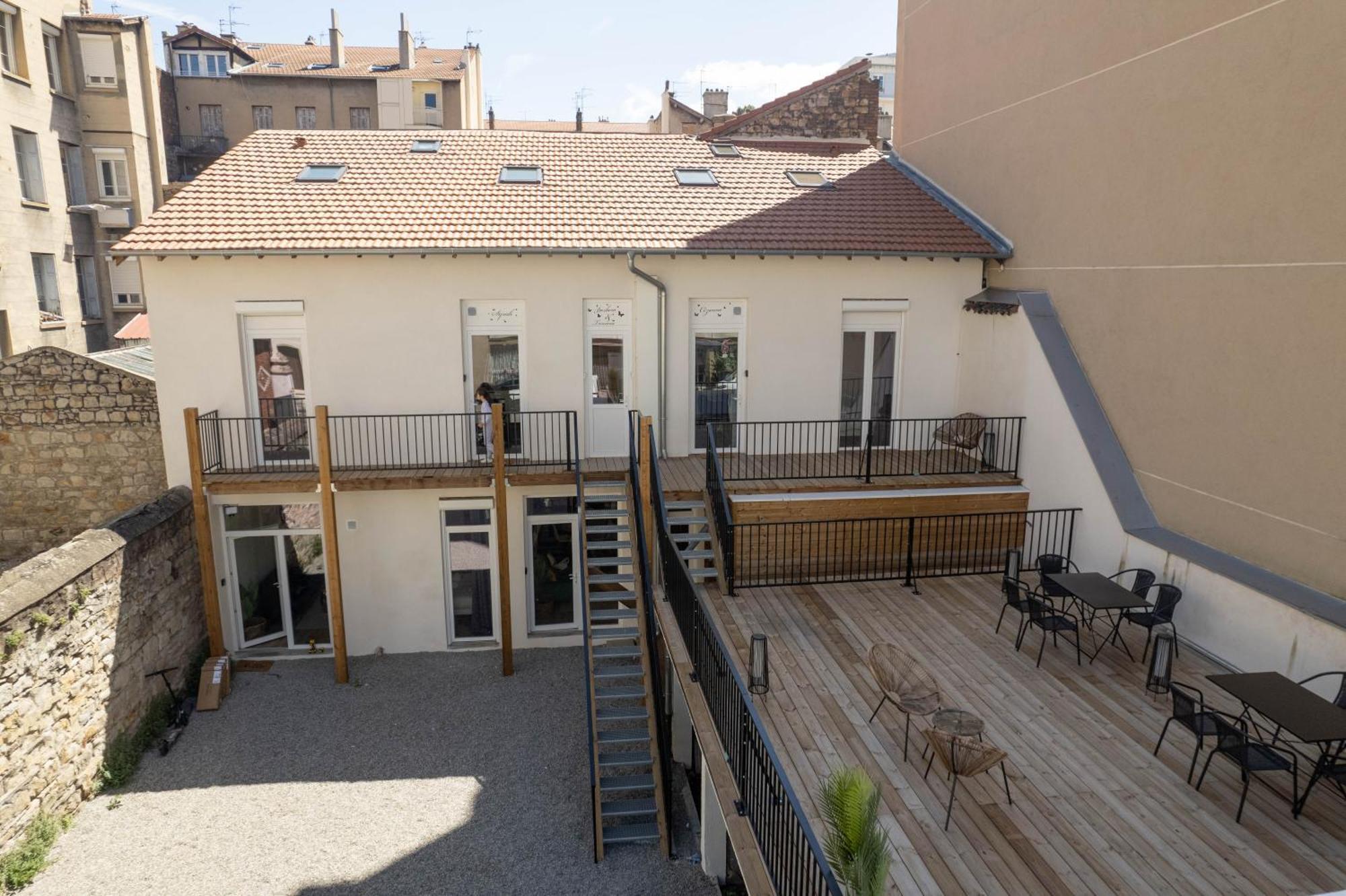 Bibemus Casa Maja - Baignoire Balneo - Parking - Terrasse Apartment Saint-Etienne  Luaran gambar